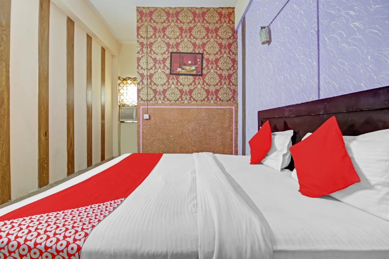 Hotel O Glorious Stayz Noida Exterior foto